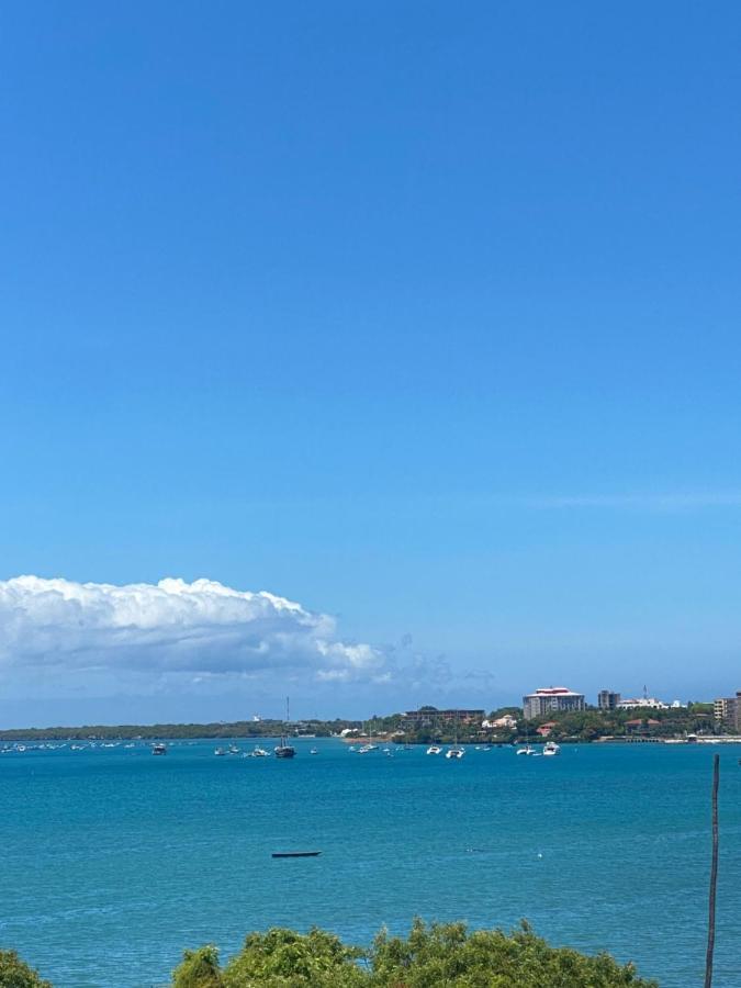Beachfront M. A.Apartment دار السلام المظهر الخارجي الصورة